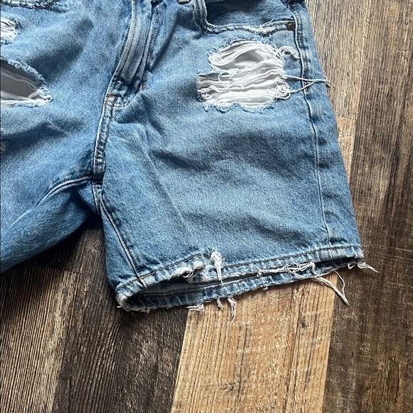 American Eagle Outfitters Blue Distressed Jean Shorts - Picture 7 of 11